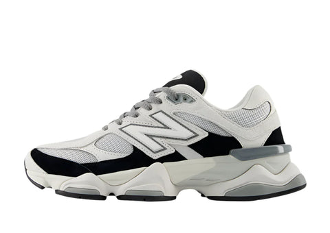 New Balance 9060 Jet Black